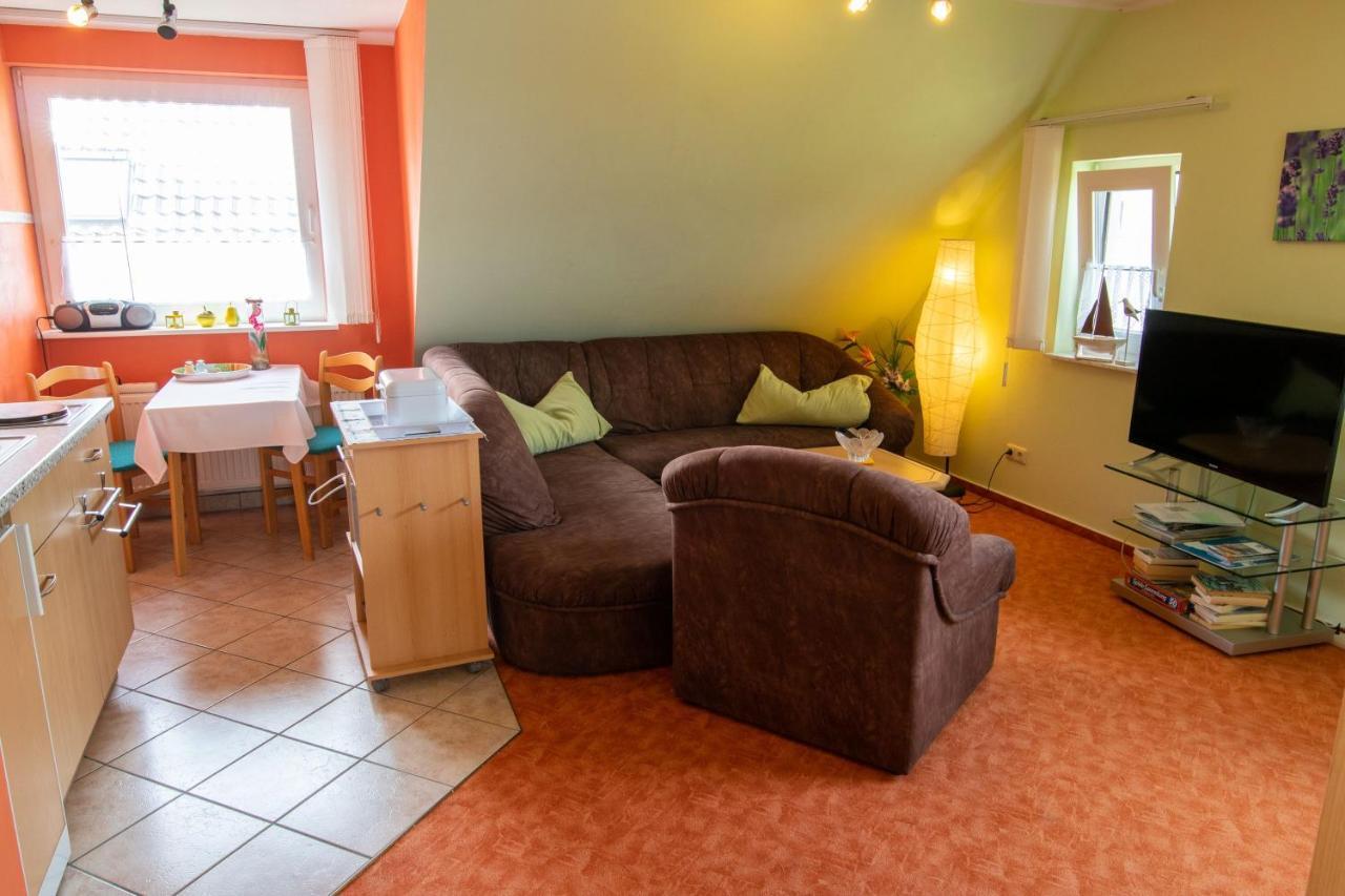 Urlaubs-Appartement Am Dorfrand ويك المظهر الخارجي الصورة